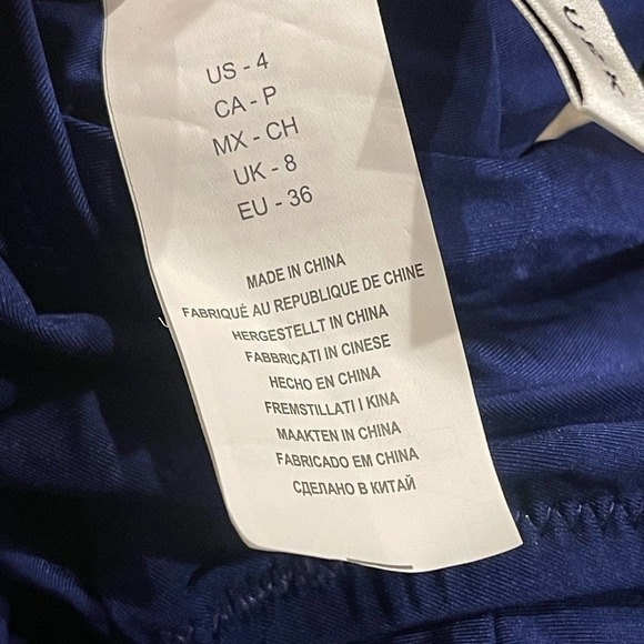 New Trina Turk Ultramarine Plunge Wrap Front One Piece Swimsuit Women's Size 4 - Picture 11 of 12